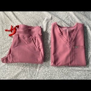Figs Scrubs Set Limited Edition Chalk Pink